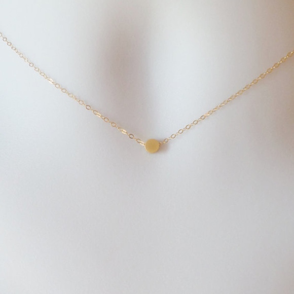 Simple Dot Dainty Pendant Necklace - Picture 3 of 4